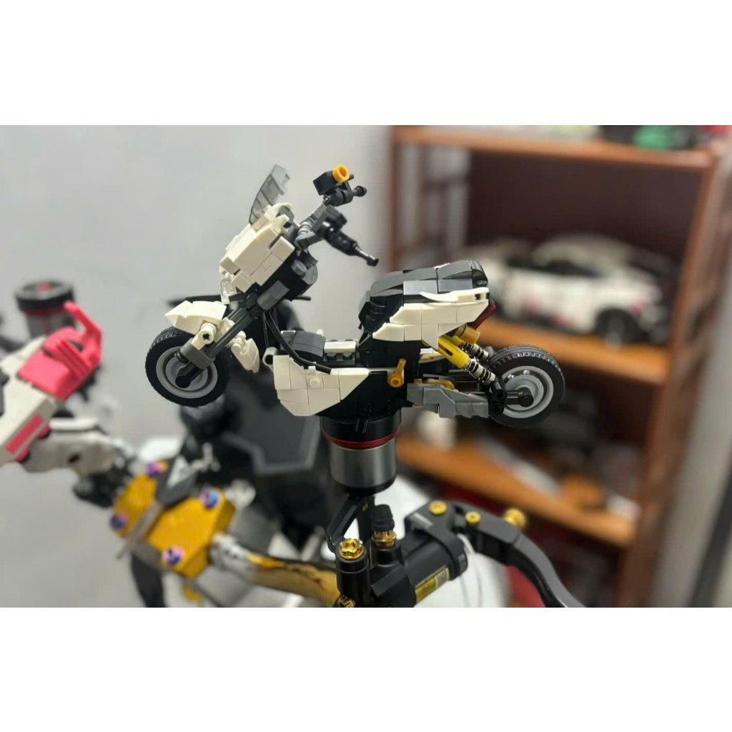 Lego Xe Điện Yadea X5 - Mô Hình Xe Máy LEGO Yadea X5 Chất Lượng Cao
