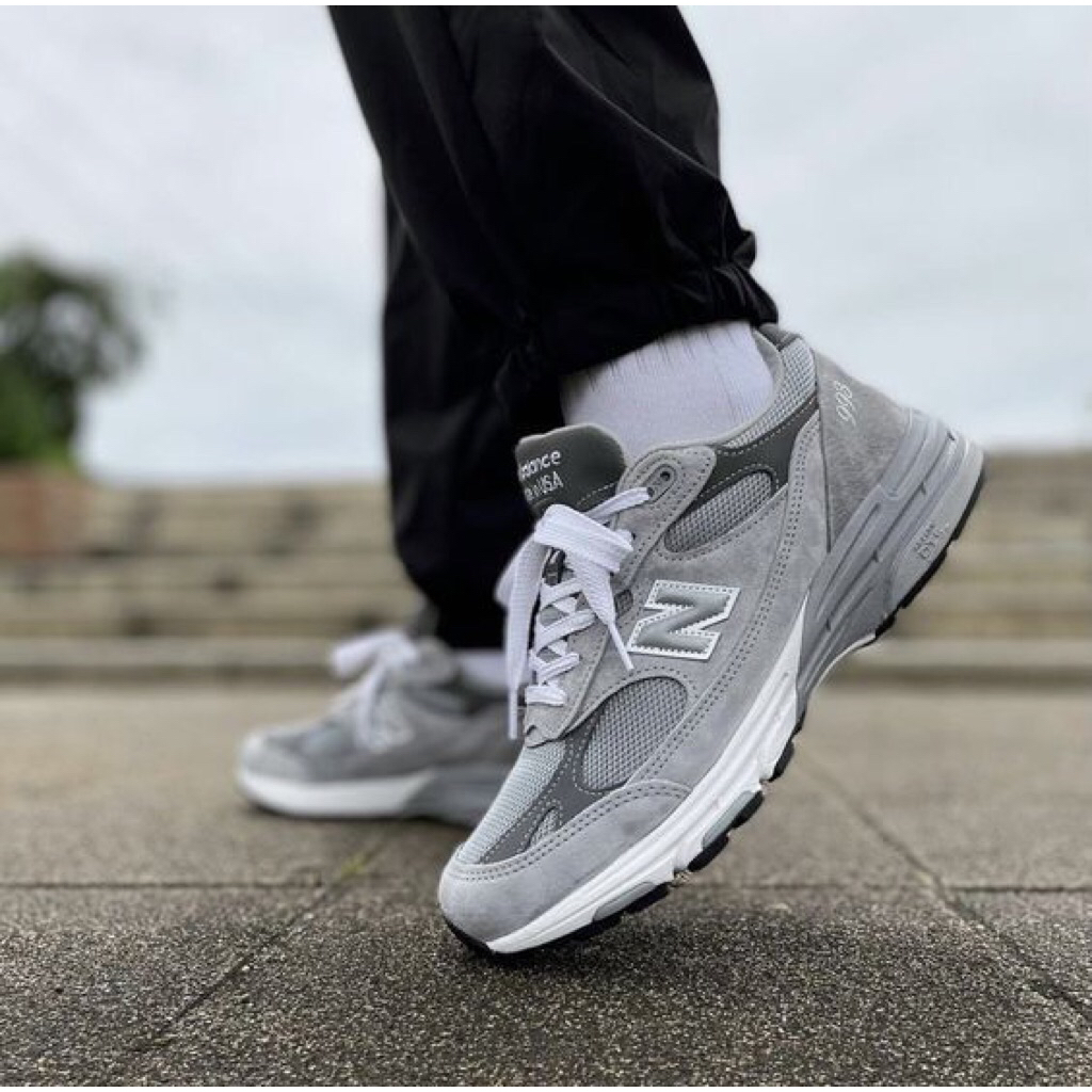 Giày Sneaker NB 993 Grey White