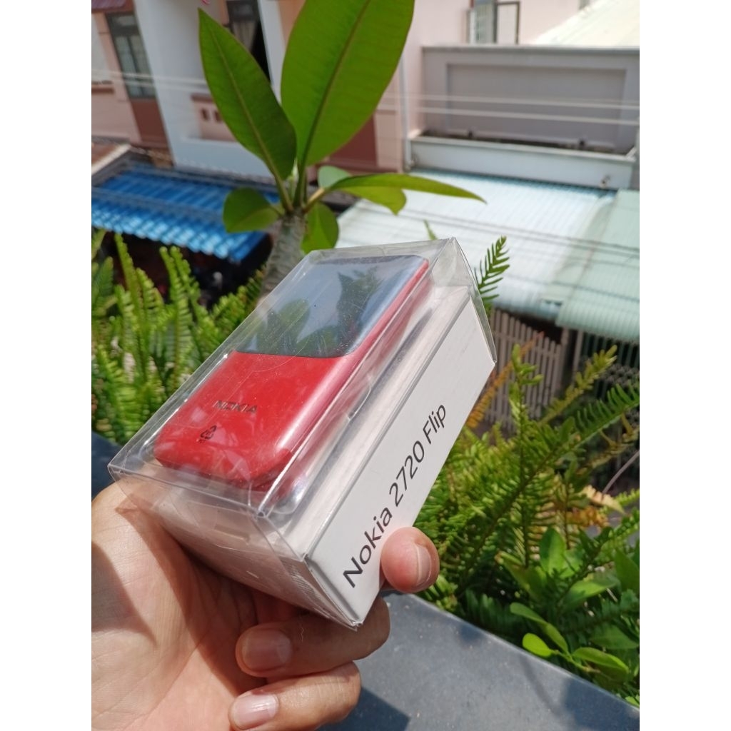 NOKIA 2720 FLIP (bật nắp) 1sim / fullbox mới nguyên hộp