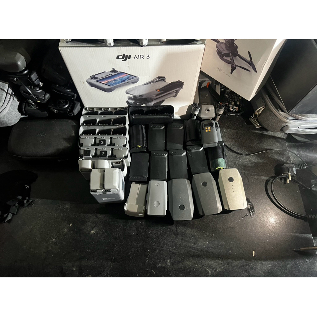 pin flycam dji