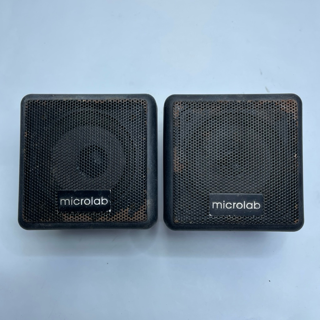 Cặp loa lời,loa tay,loa vệ tinh Microlab bass cũ