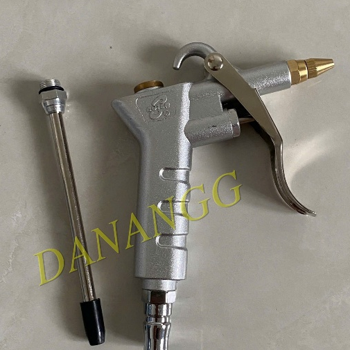 Súng xịt hơi thổi bụi