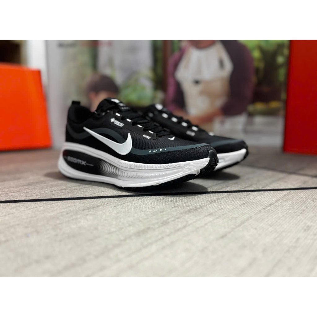 Giày Thể Thao AirZoom Vomero 18 GTX (Chính Hãng - Fullbox)