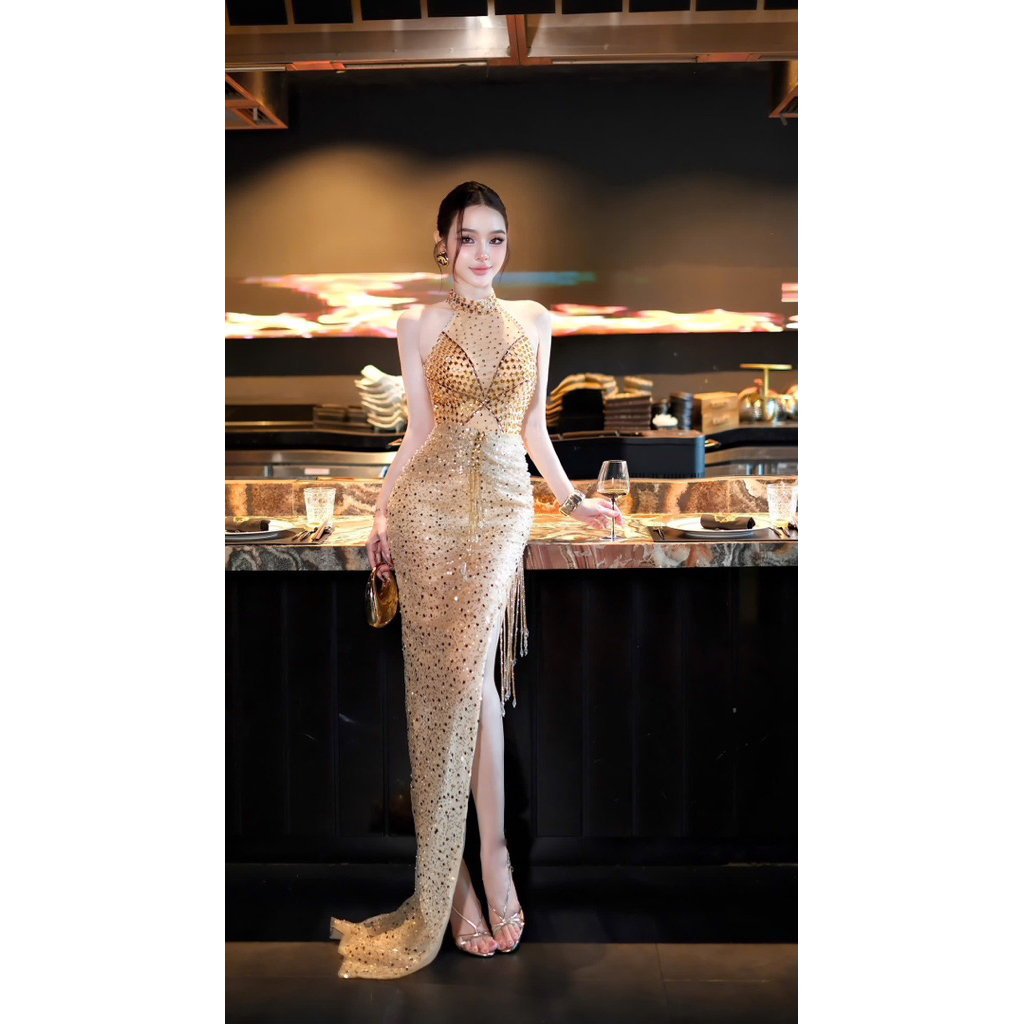 đầm body dài cổ yếm KT CLOTHING