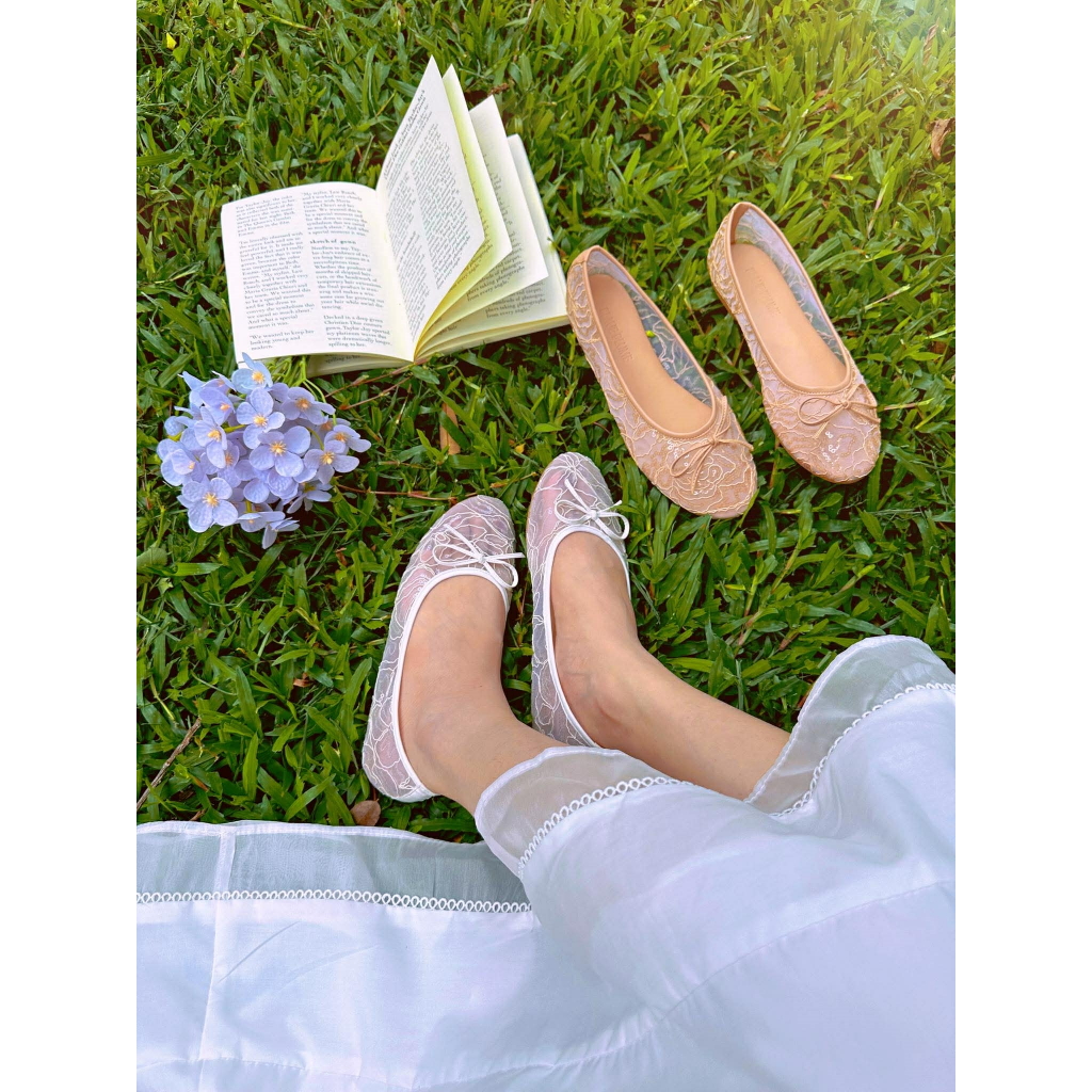 𝐁𝐥𝐚𝐮𝐞𝐁𝐥𝐮𝐦𝐞🦋:🍃 Duchess Elara Flat | Collection 2026 🤍 - Giày lưới ren thời trang- made by Blaue Blume
