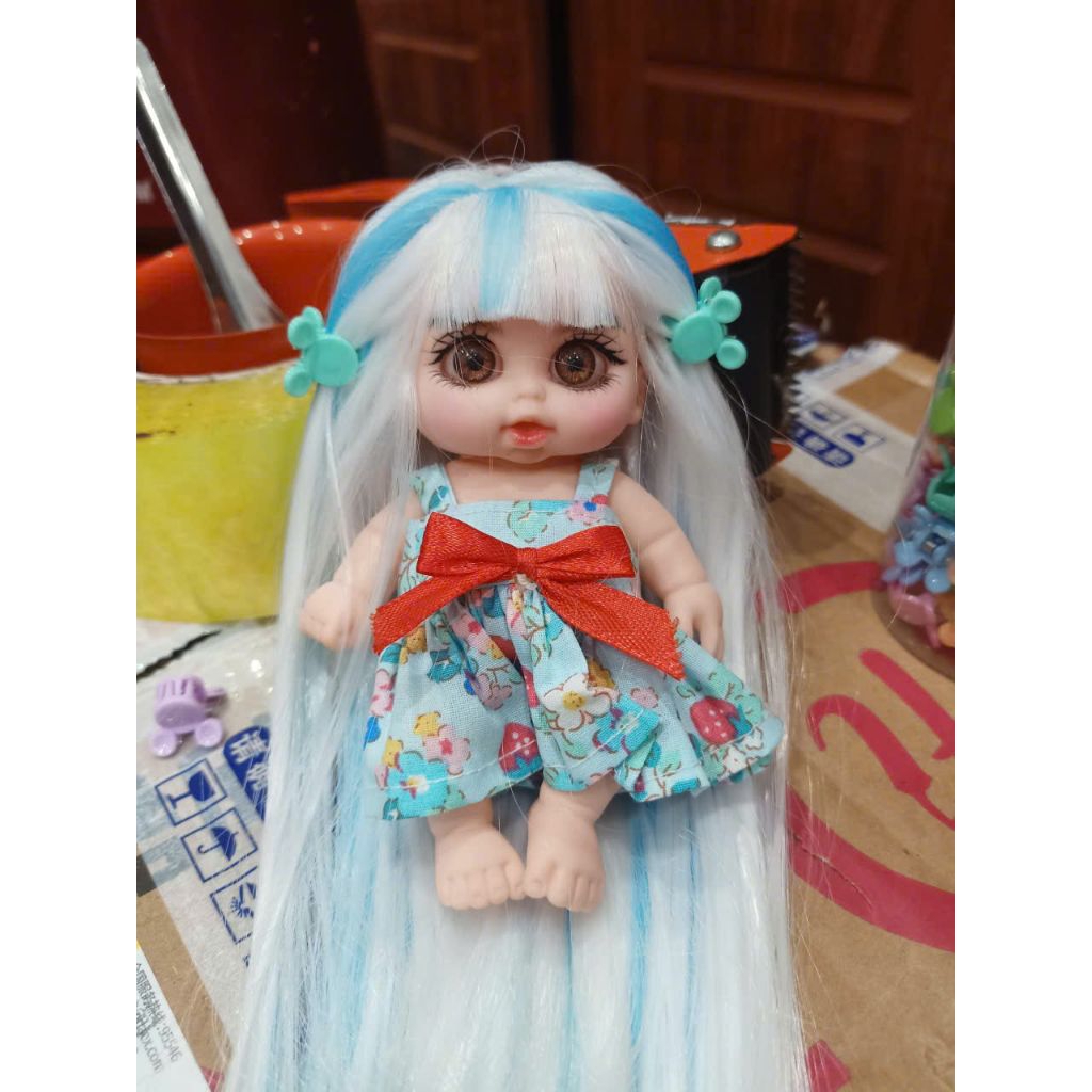 Búp bê 5inch gái mặt cười không răng thân nhựa tái sinh
