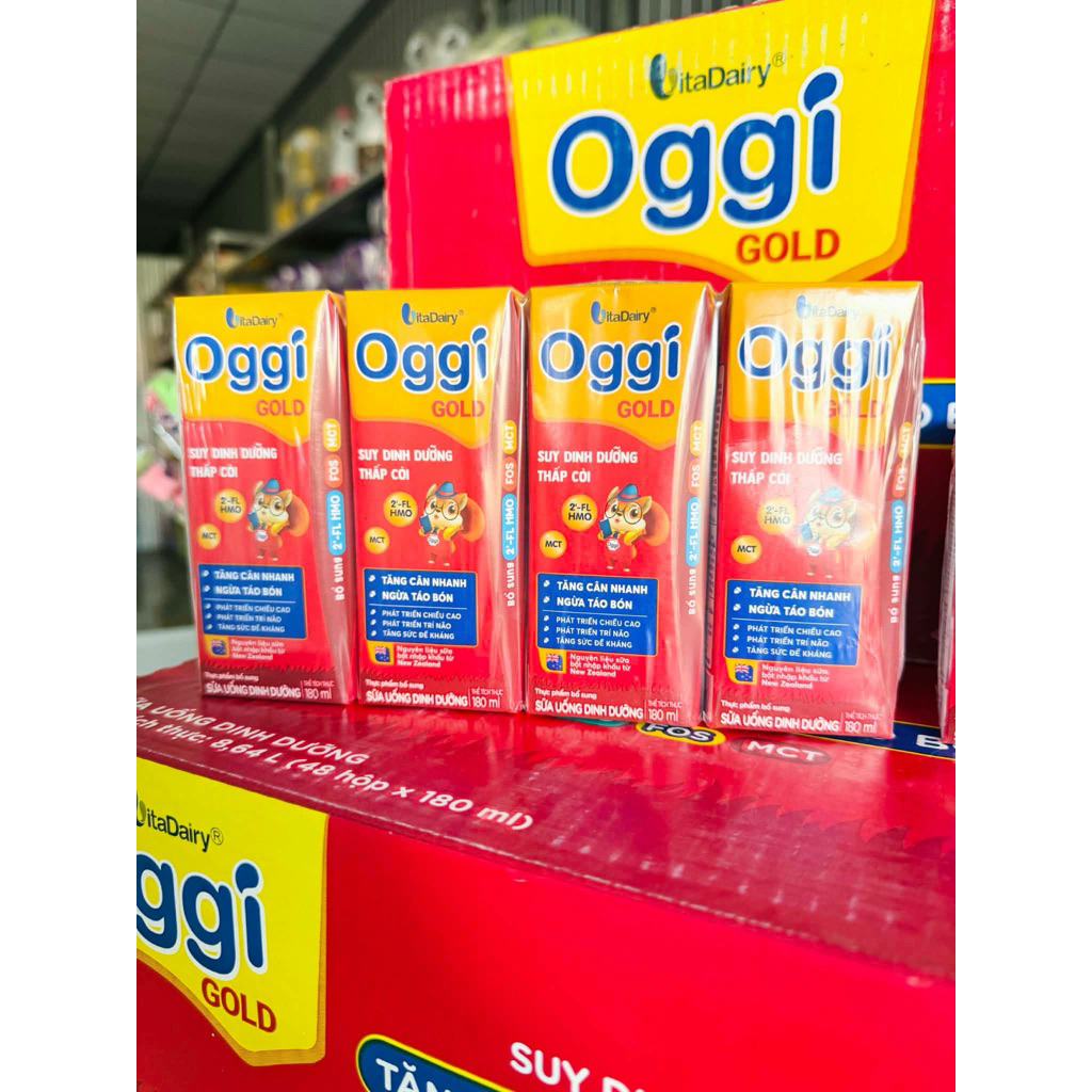 sữa pha sẵn oggi đỏ 180ml( bán lẻ 1h )