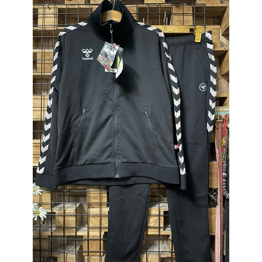 X076. Bộ thể thao nữ hiệu Hummel sz105 ( lỗi ) - VNXK