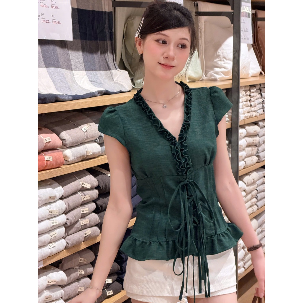 Áo kiểu cổ V bèo dây buộc nơ chiết eo Miho House | BigBuy360 - bigbuy360.vn