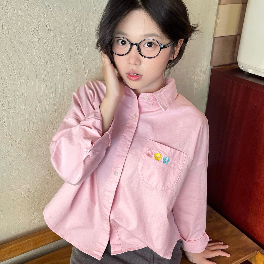 Áo sơ mi nữ dáng ngắn Lilla Top Togo Clothing Form rộng tay dài thêu hoa thanh lịch cá tính | BigBuy360 - bigbuy360.vn