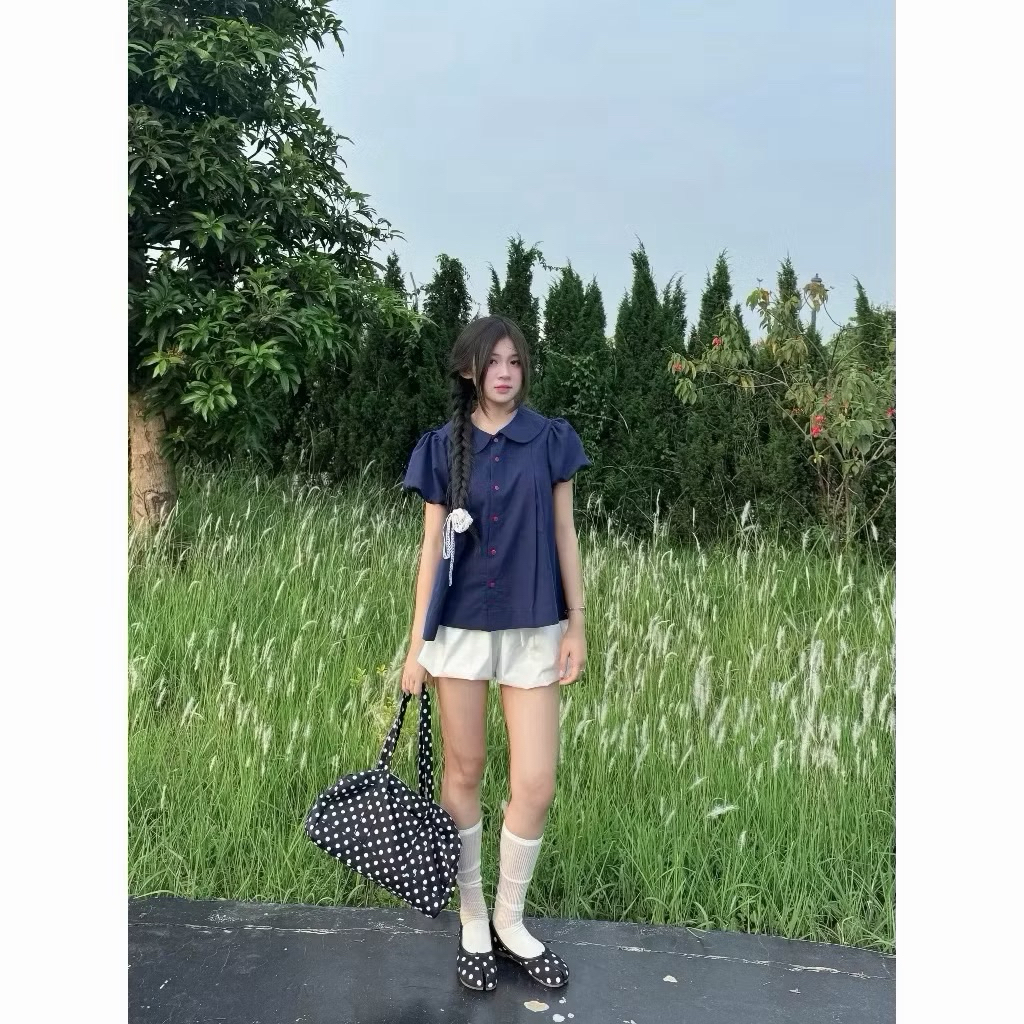 Áo Sơmi Cổ Sen Tay Ngắn Bồng Nút Đỏ Form Rộng Babydoll Dễ Thương | BigBuy360 - bigbuy360.vn