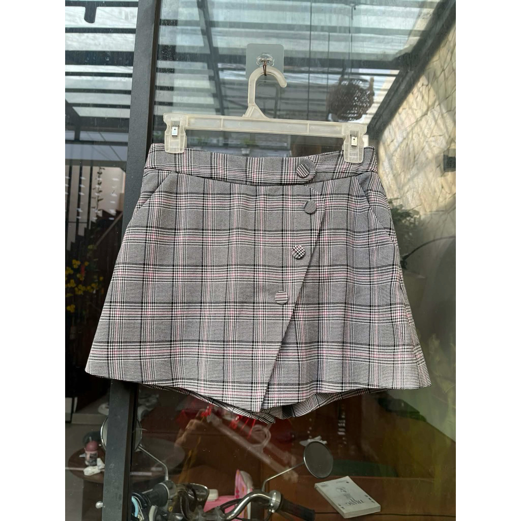 Thanh lý quần short elise size s, thanh lý quần đùi nữ size s
