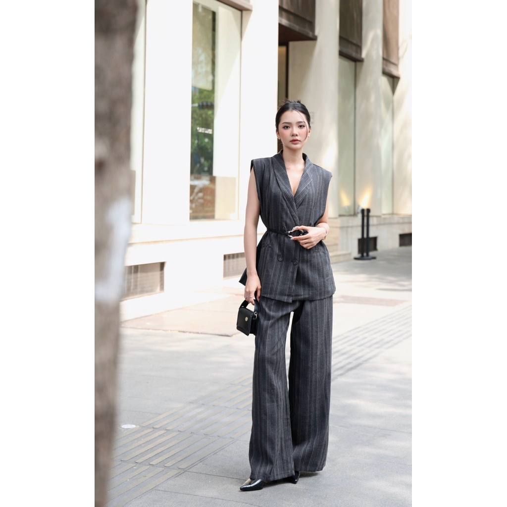 [EM CHIC] Set vest thiết kế dáng xuông cá tính hoạ tiết kẻ hách dáng thời thượng | BigBuy360 - bigbuy360.vn