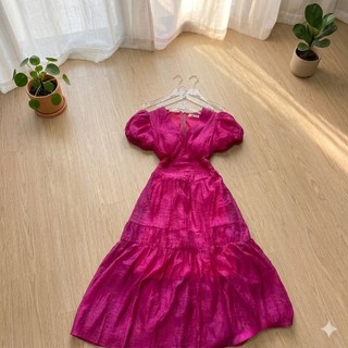 Hàng thiết kế_ Đầm maxi cổ tim tay bồng.