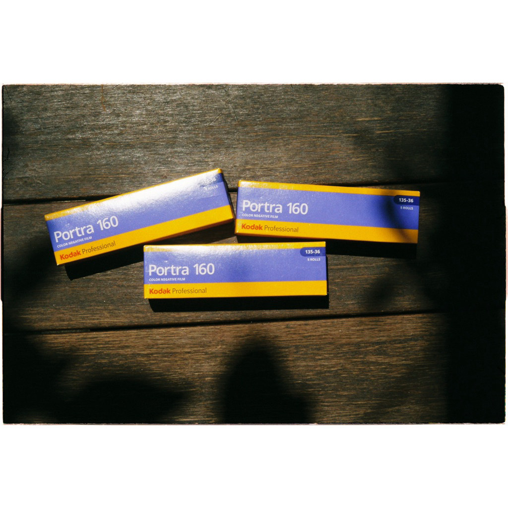[Film Nhà Anh] Film Kodak PORTRA 160 PACK 5 - 36 tấm INDATE 01/2028 | Film 35mm