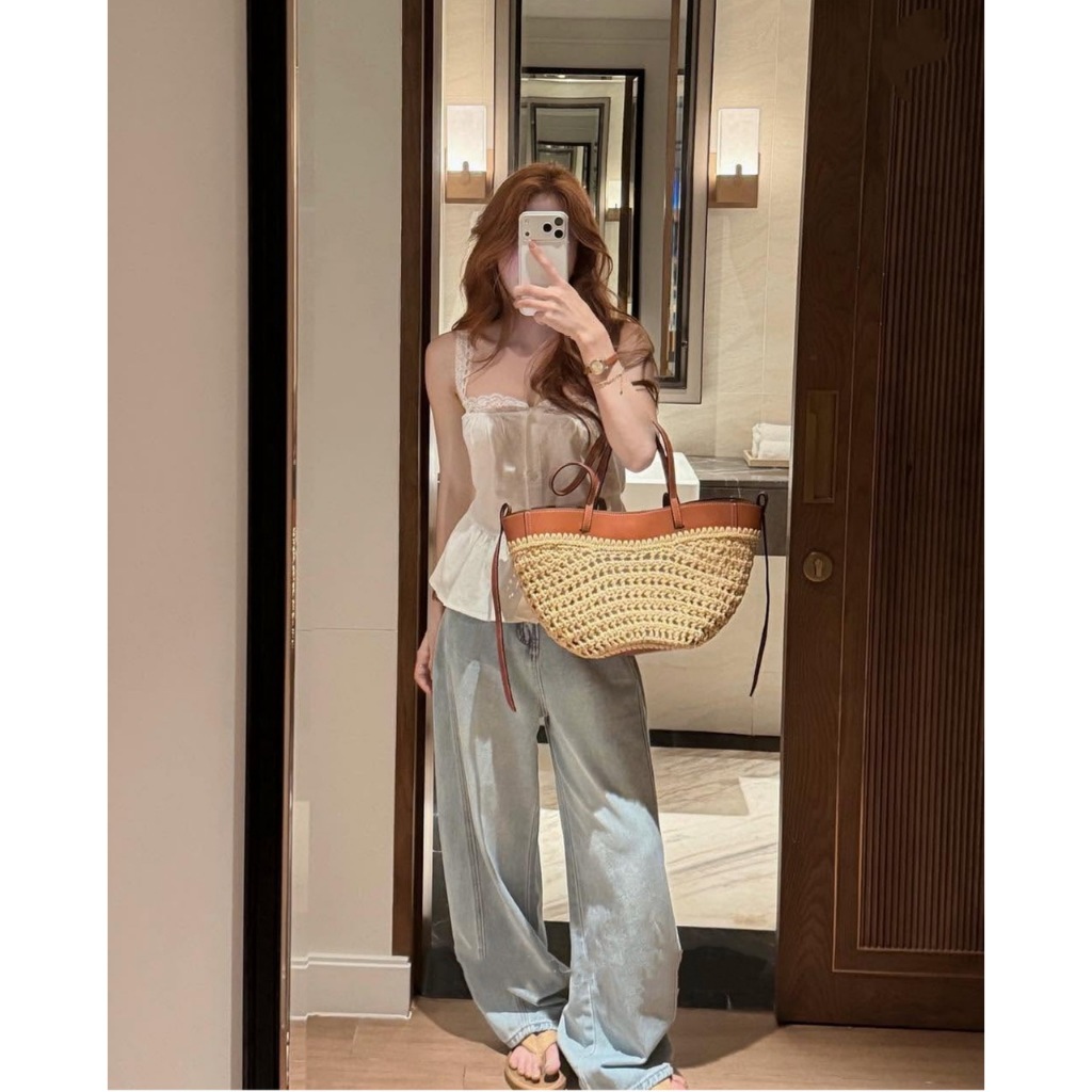 ÁO 2 DÂY QUAI REN PHỐI REN NGỰC THÔ ĐŨI DÁNG PEPLUM ÁO 2 DÂY REN SIÊU XINH 2026 - DÀNH CHO NỮ | BigBuy360 - bigbuy360.vn