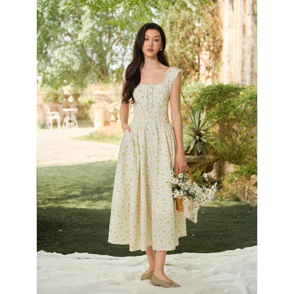 𝗖𝗹𝗼𝘁𝗵𝗲𝘀 𝗕𝗮𝗿 - Amélie Dress (Falling Season) | Đầm Midi Kate Cotton Hoa Vàng Phối Ren Xếp Ly