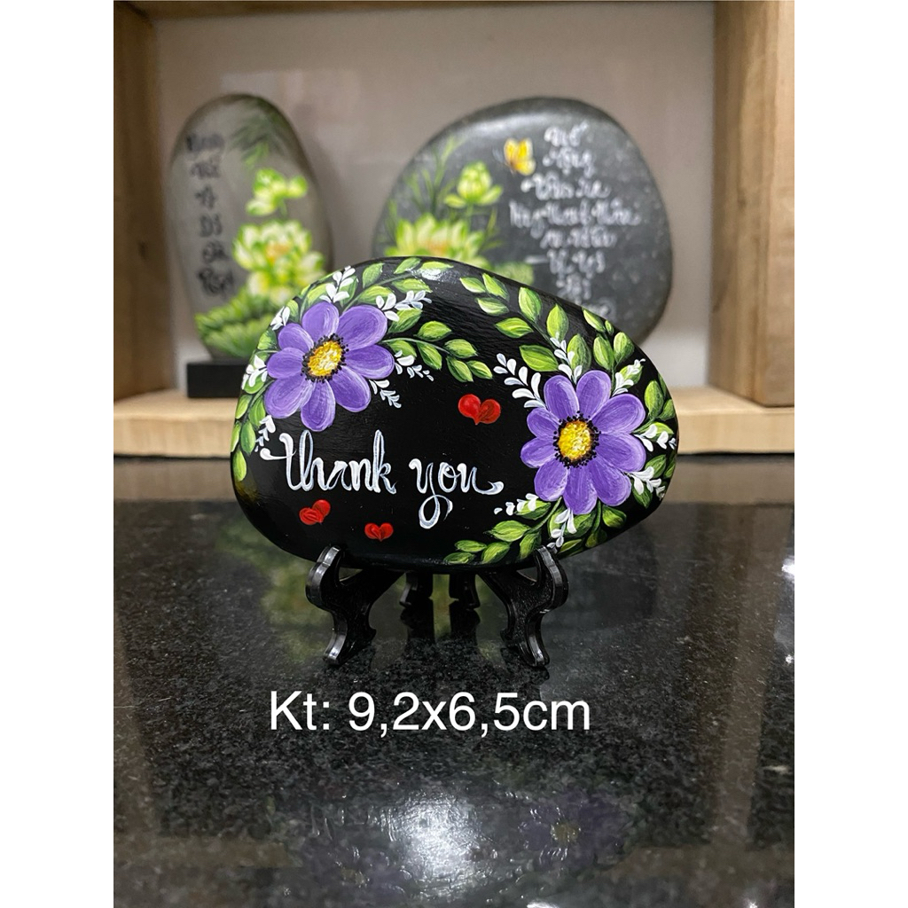tranh thư pháp trên đá cuội chữ thank you tặng kèm đế trưng bày