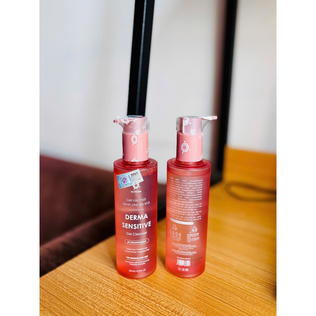 Gel rửa mặt Actidem Derma Sensitive Cleanser