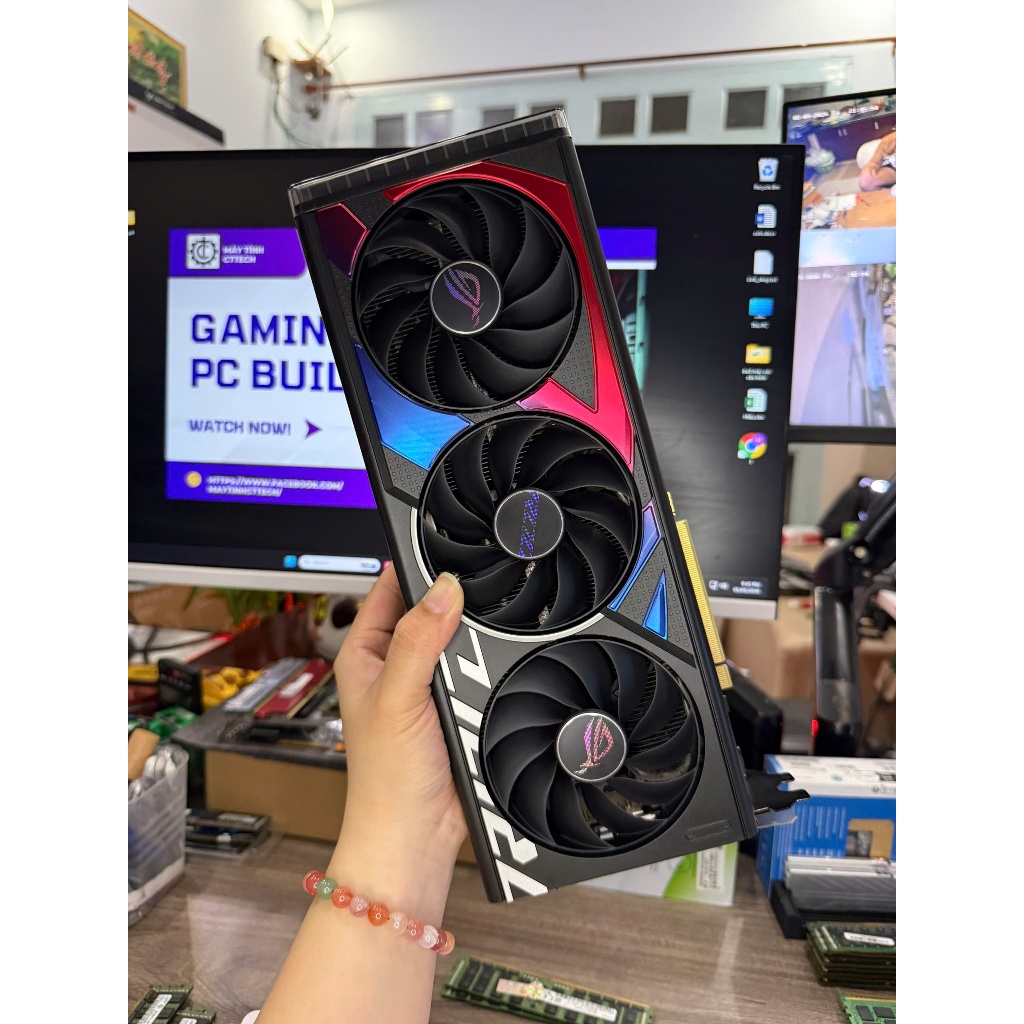 VGA  ASUS 4060/4060TI ROG TRIX 8GB