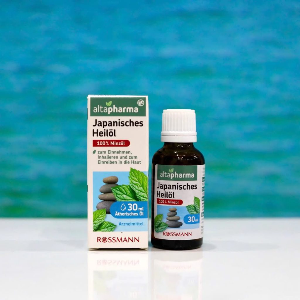 Dầu thảo dược Japanisches Heilol của hãng Altapharma
