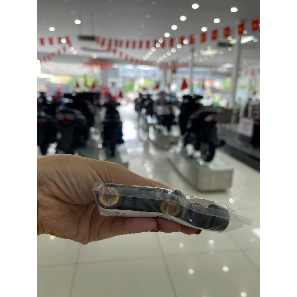 4D1E763200 BI ĐẠN NỒI MIO CLASSICO LỚN, CON LĂN MIO CLASSICO LỚN, CHÍNH HÃNG YAMAHA MOTOR VN