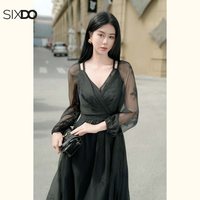 Đầm voan đen dài tay phối 2 dây tết SIXDO (Black Voile Flared Dress)
