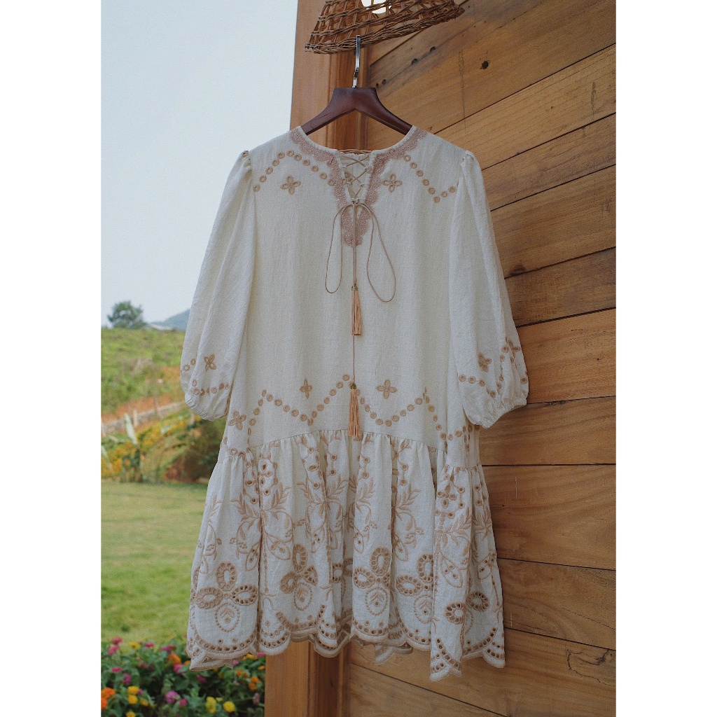Váy babydoll thêu ren Tania Dress | BigBuy360 - bigbuy360.vn