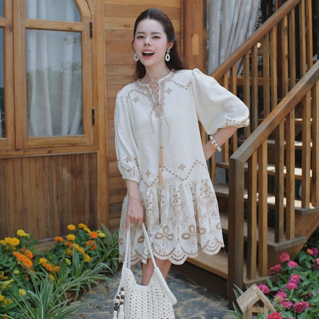 Váy babydoll thêu ren Tania Dress | BigBuy360 - bigbuy360.vn