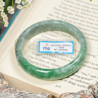 Vòng Cẩm Thạch Bản Hẹ Type A Ni 56 Kèm Kiểm Định Mã 257639 - Ngọc Trai Trường Thịnh