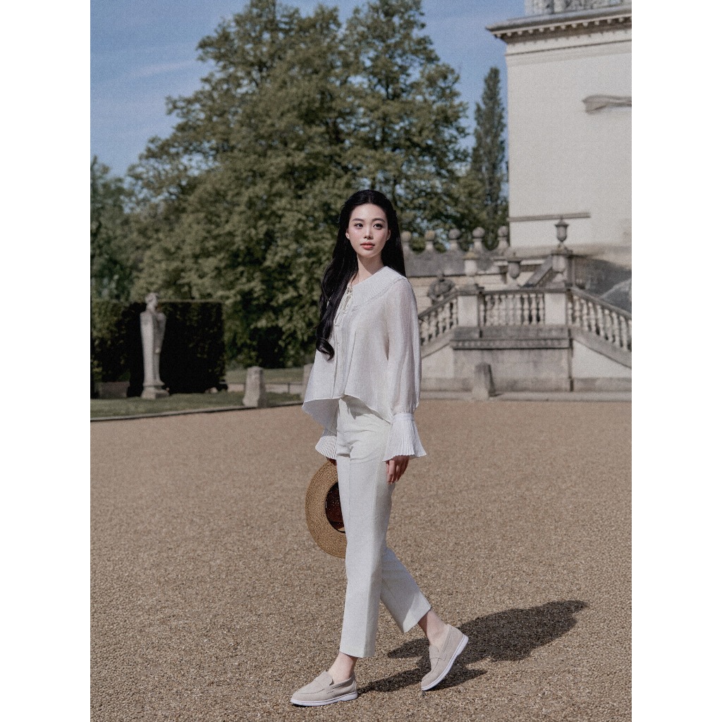 Áo Sơ Mi Tơ Chất Tơ Dáng Suông Cổ Bèo Thiết Kế Tay Áo Cách Điệu Bồng Veo's Màu Trắng - Mirae Shirt | BigBuy360 - bigbuy360.vn