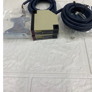 CẢM BIẾN QUANG soi đôi  E3JK-5DM1