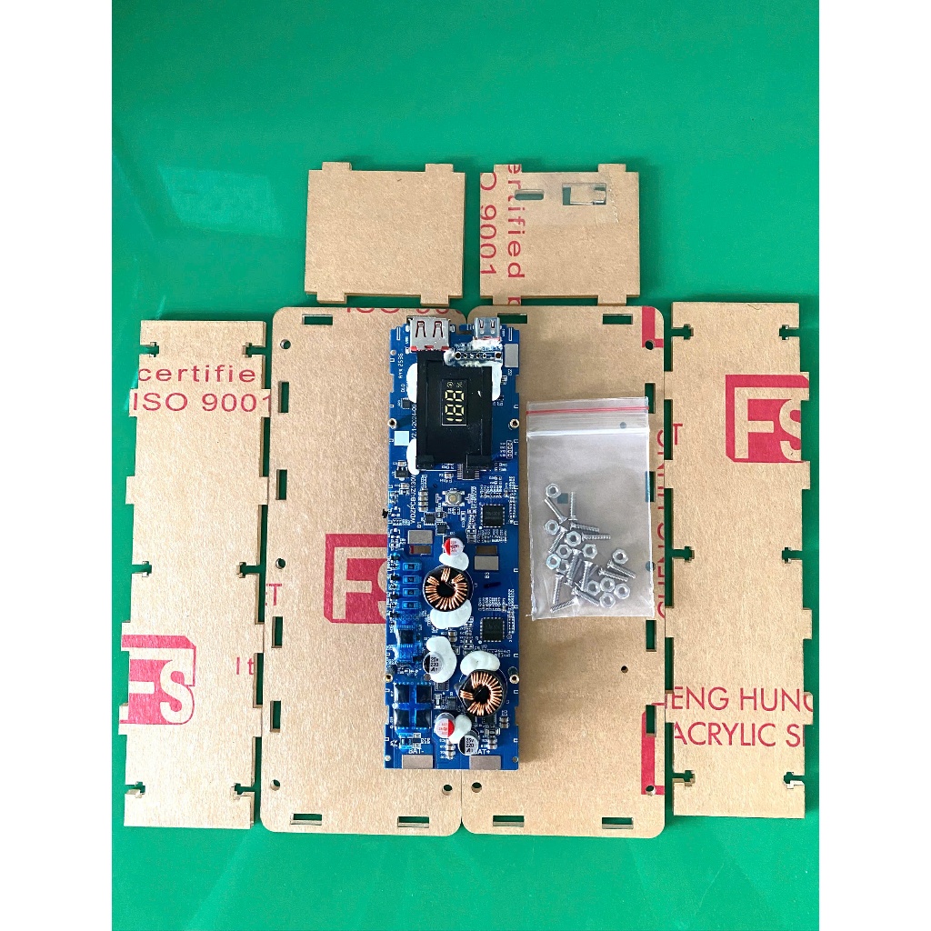 Box Mica dùng mạch sạc nhanh 130W 4S như hình cho pin 21700 26800 26980( không bao gồm mạch)