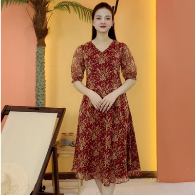 Đầm suông xòe trung niên cho mẹ - Cổ tim tay ngắn - Đỏ hoa nhí - TTV2066