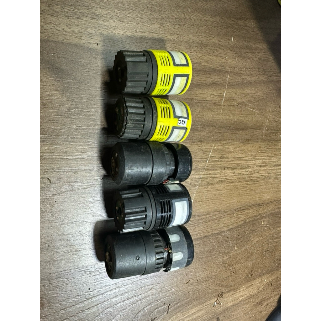 2 coll mic shure ugx9 II ( tặng kèm cả 3 col mic đen)