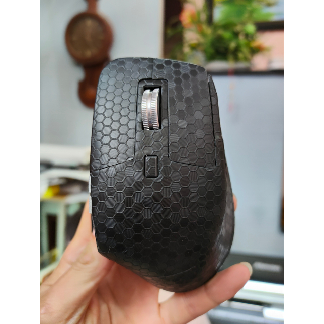 Decal 3M cao cấp dán chuột MX Master 3 , 4 , 2s , Logitech G Pro X Superlight mẫu Black Matrix vân nổi