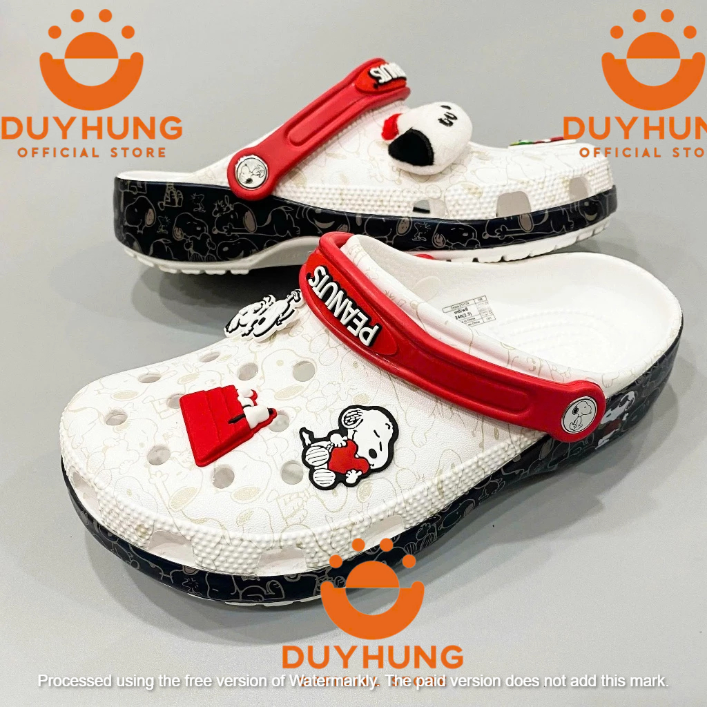 Dép Sục Peanuts Snoopy DUYHUNG Cao Cấp, Dép Crocs Hoạt Hình Đi Mưa Chống Trượt Tặng Kèm Sticker 3D