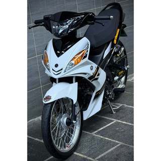 Dàn áo Exciter 135 trắng đen mẫu tem đời 2009 cho xe 2006-2010