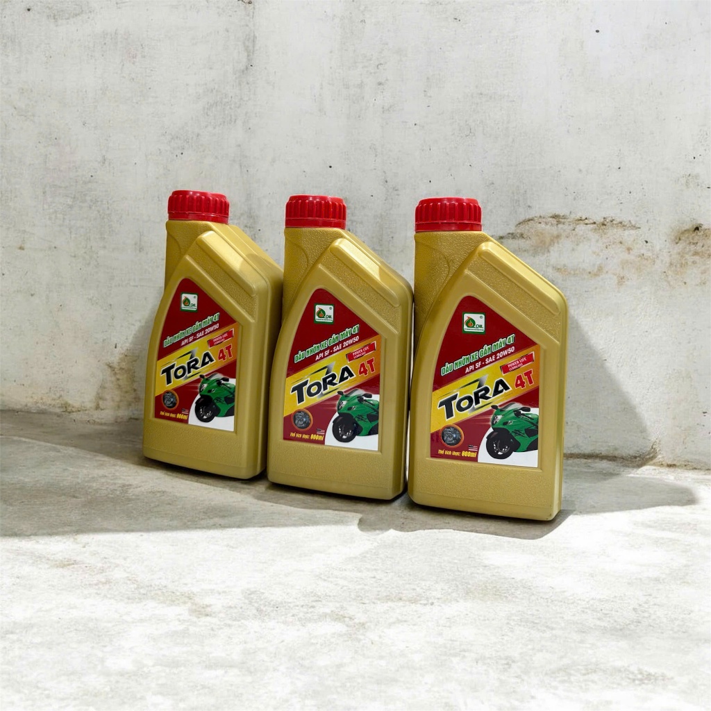 Combo 3 chai nhớt xe máy Tora 20w50 - 0.8lít/chai (Combo 3 chai 2.4 lít)