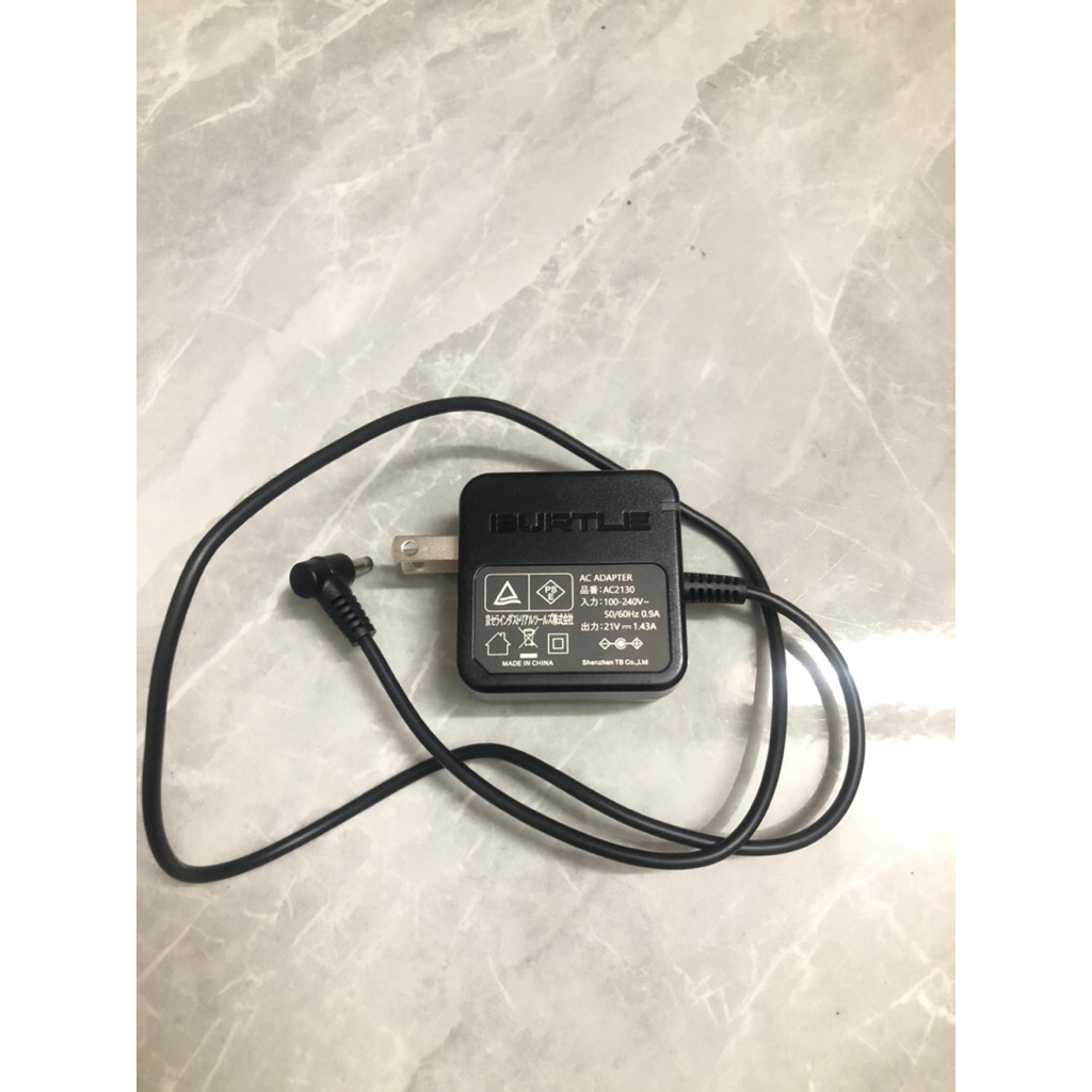 Sạc pin áo điều hoà BURTLE AC2130