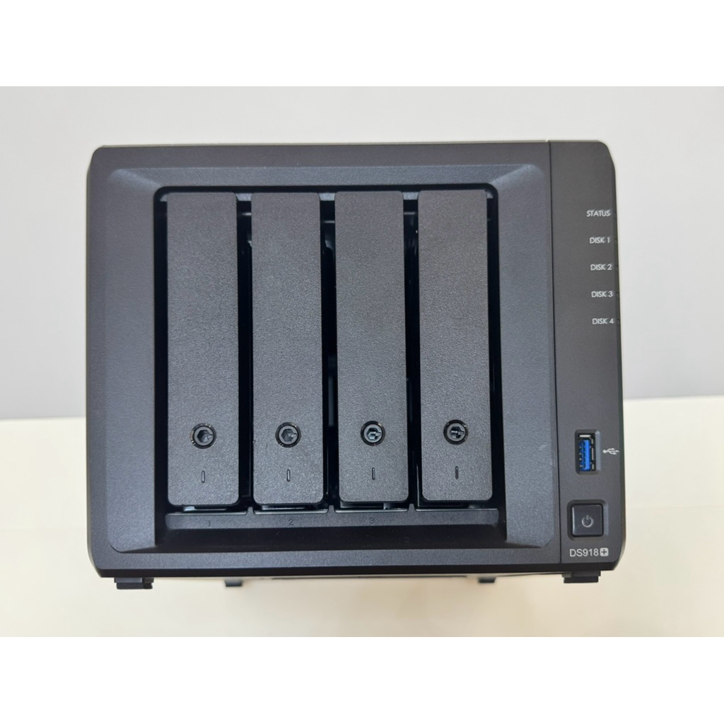 Synology Ds918+ thiết bị lưu trữ dữ liệu