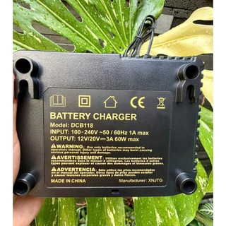 Sạc Dewalt DCB118- 3A , điện 220v. BN.