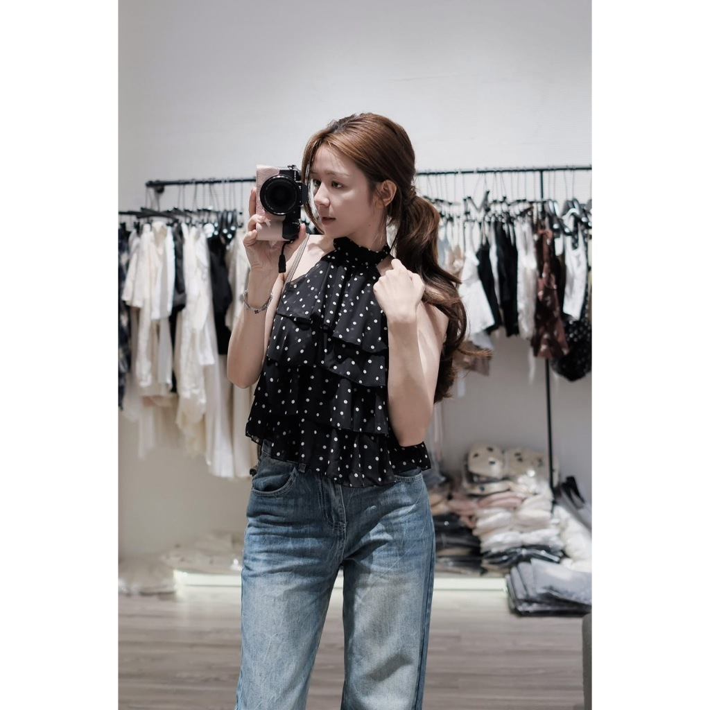 ÁO CỔ YẾM VOAN TƠ 4 TẦNG HỌA TIẾT CHẤM BỊ BO CHUN SAU LƯNG SIÊU XINH ÁO YẾM CHẤM BI 2026 - DÀNH CHO NỮ | BigBuy360 - bigbuy360.vn