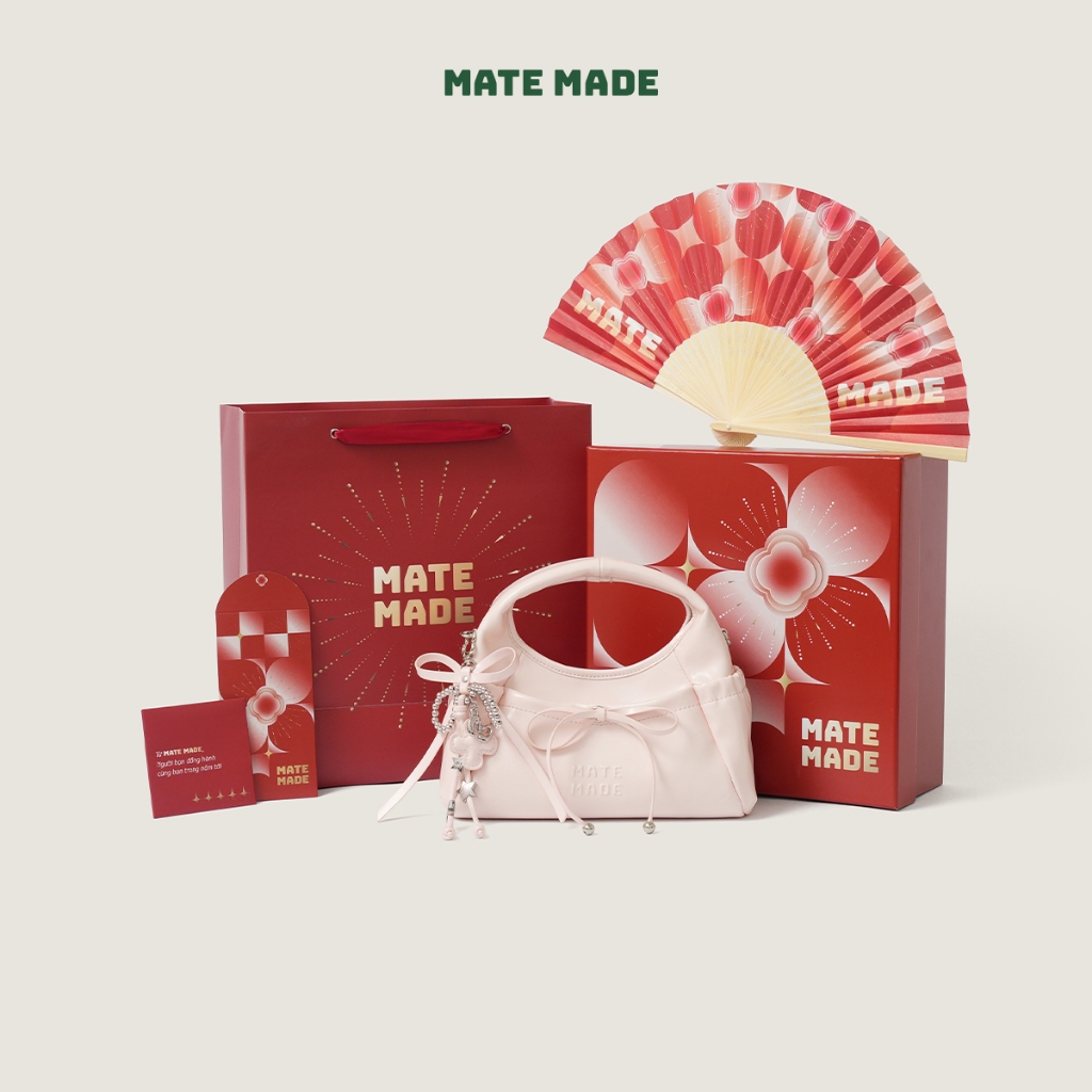 Set Quà Tặng MATE MADE Túi Xách Tay Duyên Kèm Charm, Thiệp, Hộp Quà Đỏ (Tặng Bạn Thân, Bạn Gái)