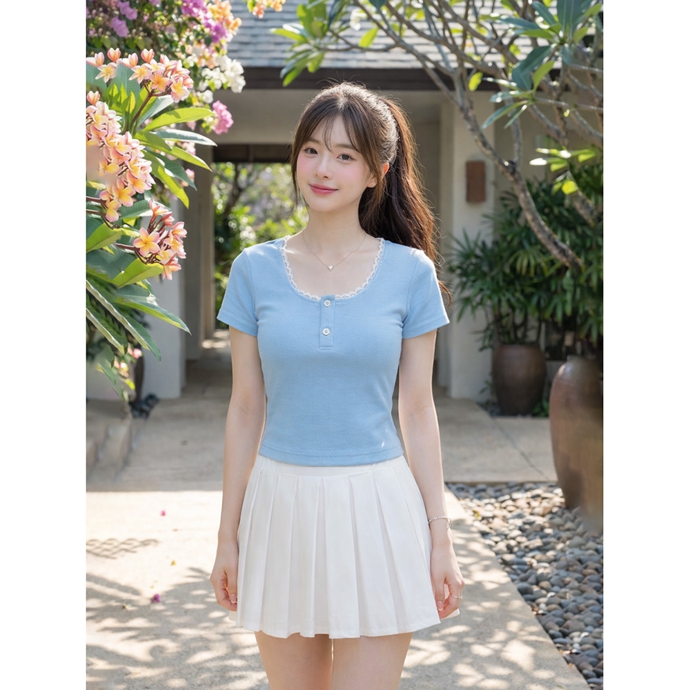 Áo thun cổ vuông phối ren dễ thương LRC037