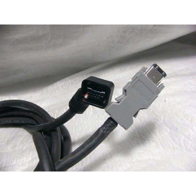 Cáp SV2-BE20 ( có HD VAT ) encoder tuyệt đối cho servo KEYENCE