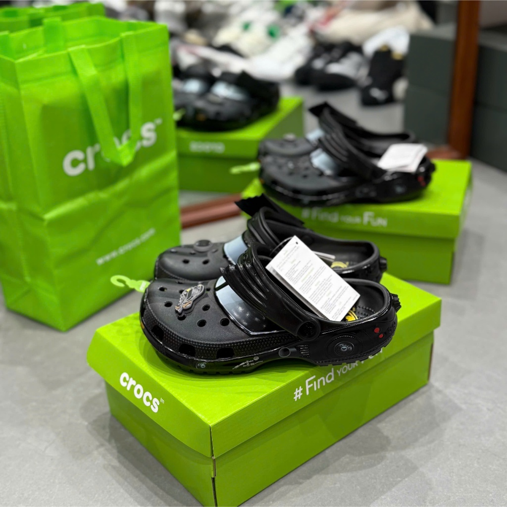 Dép Crocs Batman Bản Có Cánh Siêu Xịn - Dép Sục Nam Nữ Đế Bóng Siêu Chất Lượng