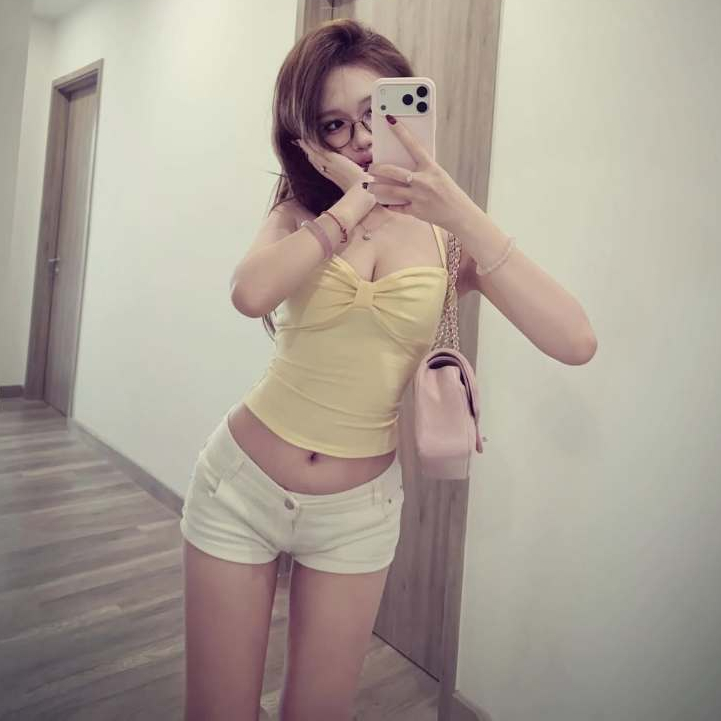 [MỞ BÁN] Áo Cổ Yếm Phối Nơ Ôm Body Nữ Tính Nhiều Màu Basic - Giveme.clothing_saigon | BigBuy360 - bigbuy360.vn