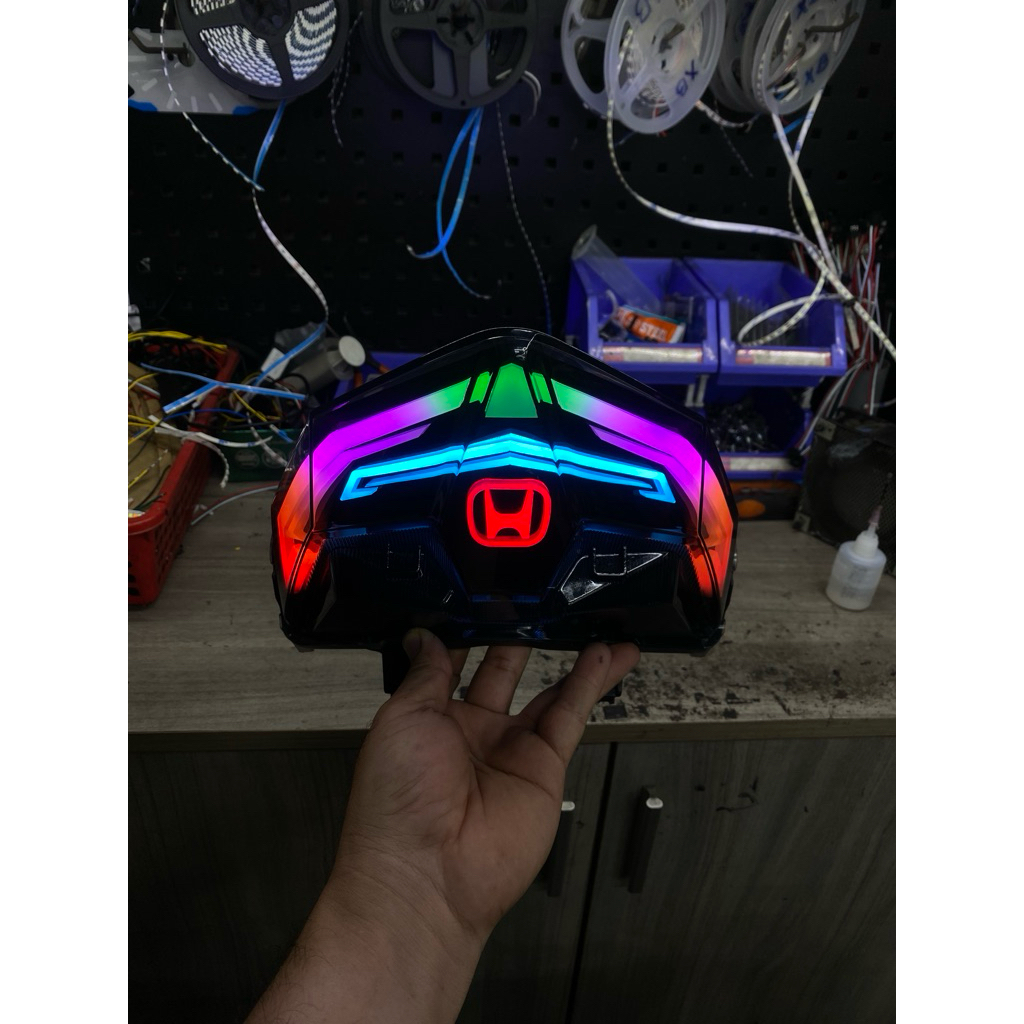 cụm nguyên đuôi đèn hậu AB 2020_2026 led Audi A11