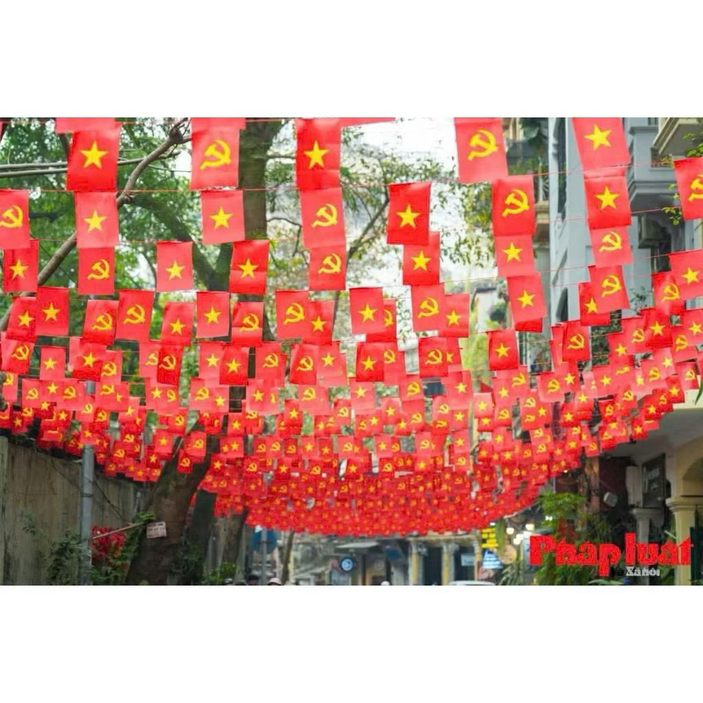 Cờ dây sao Đảng ,cờ đây in 2 mặt trang trí  ngày  lễ lớn  vải sattanh bóng  bền  đẹp